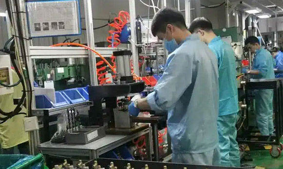 2016年4月鼎准协助汽车发动机线束专业生产商--长春市博明汽车部件有限责任公司建立线束行业内齐全可靠性试验室