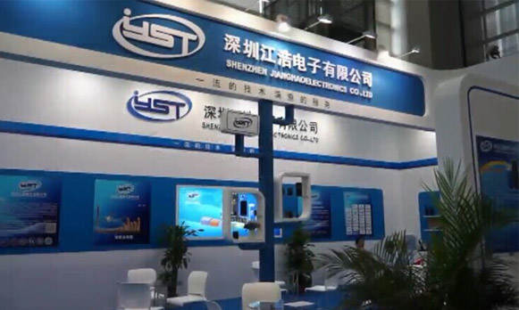 2017年4月深圳江浩订购的15台套环境设验箱完成交付