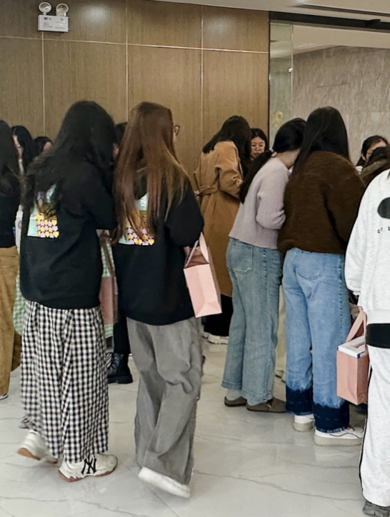 国产精品人人妻人人爽9区